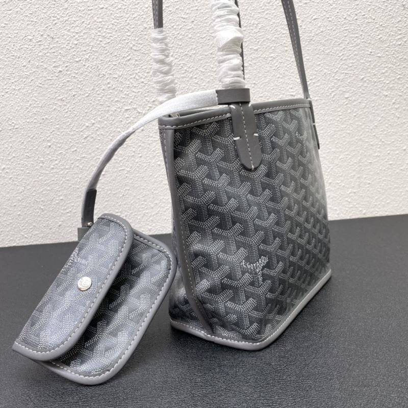 Goyard Shopping Bags